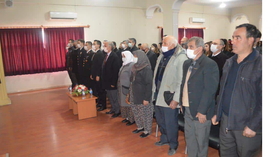 18 Mart Çanakkale Zaferi ve Şehitleri Anma Günü Programı İlçemiz Belediye Kültür Merkezinde gerçekleşti.
