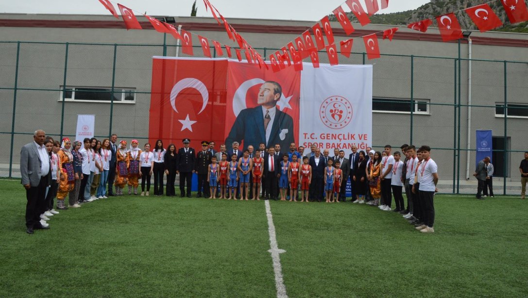 19 MAYIS ATATÜRK'Ü ANMA GENÇLİK VE SPOR BAYRAMI COŞKUYLA KUTLANDI