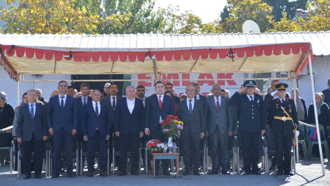 29 EKİM CUMHURİYET BAYRAMI İLÇEMİZDE COŞKUYLA KUTLANDI